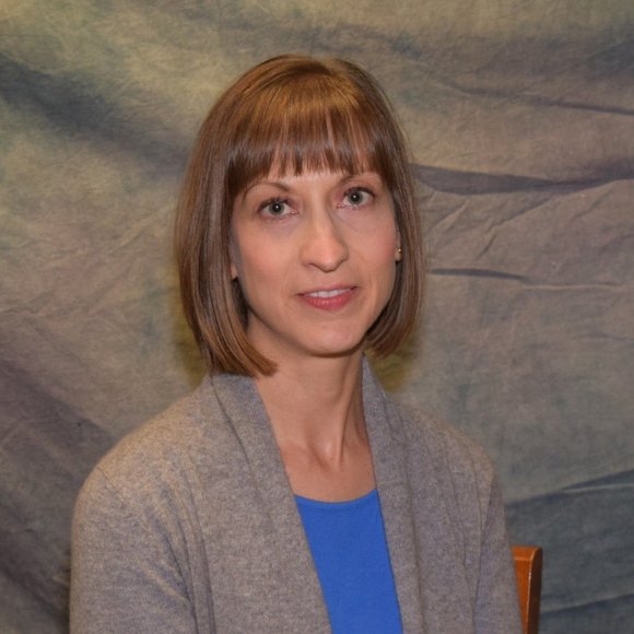 Meet your Posher, Lisa - Picture 3 of 3